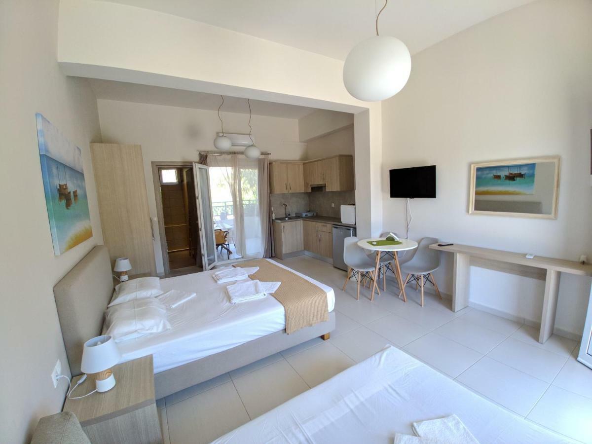 Minimalistic Apartment Near The Sea Гуве Экстерьер фото